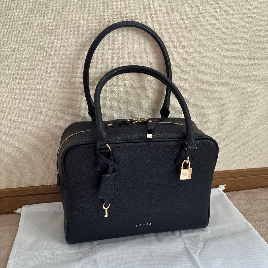 TOCCA 本革☆ボストンバッグ☆ブラック 美品