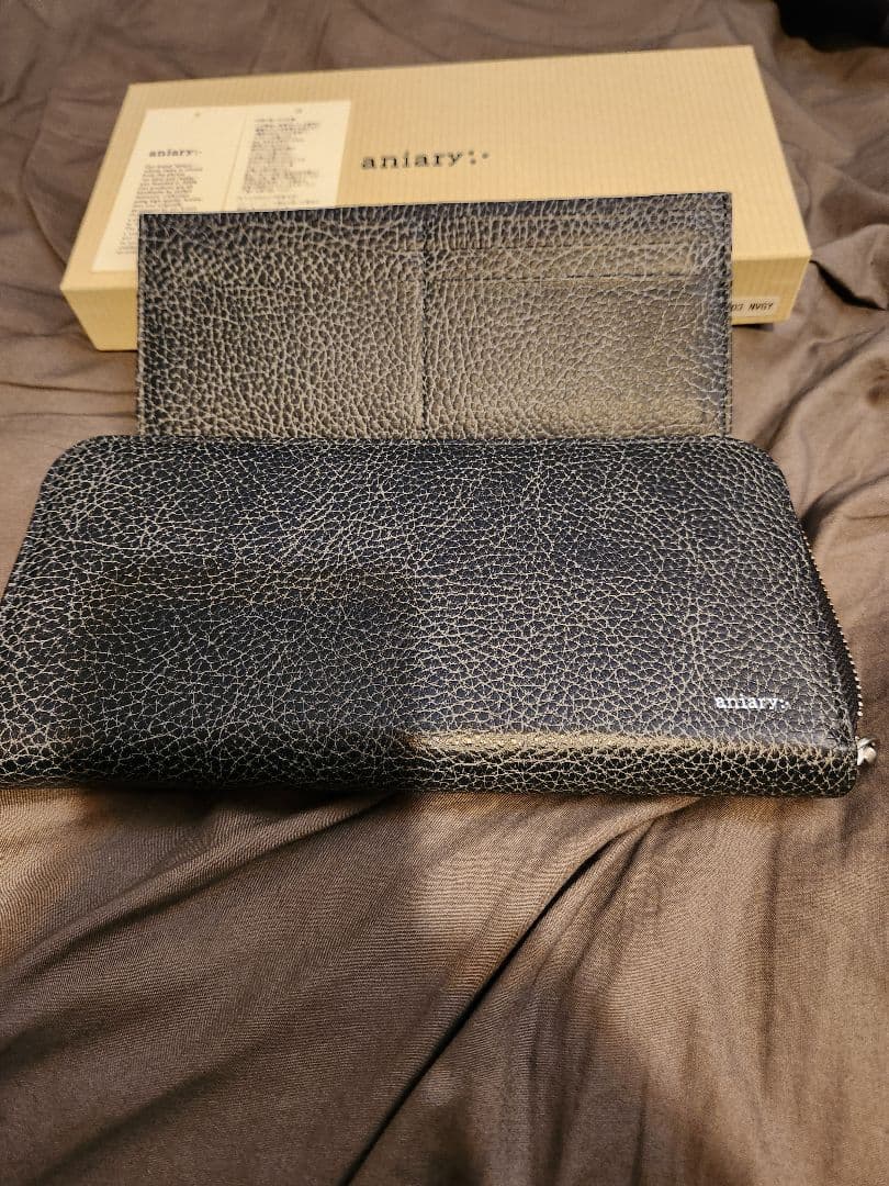 新品未使用 アニアリ aniary ロングウォレット 長財布 ラウンドファスナー