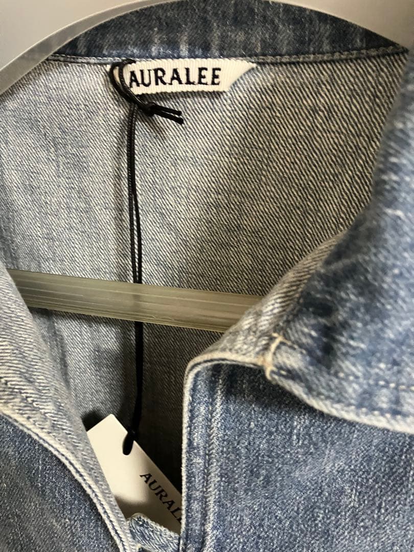 【AURALEE】SELVEDGE FADED LIGHT DENIM P/O