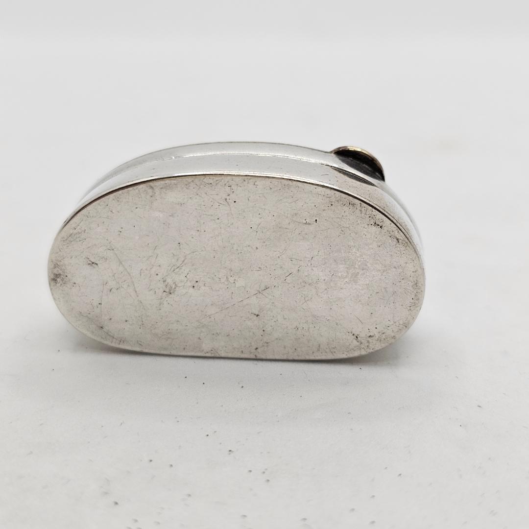 【珍品・骨董】アンティーク 壺から龍 （驚く老人）モチーフ シルバー製 小物入れ