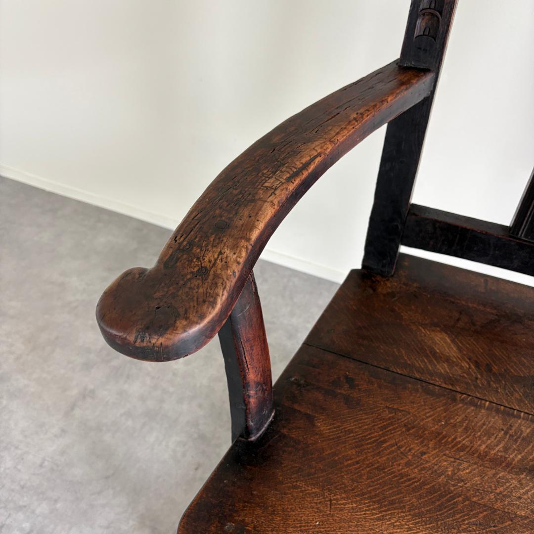 イギリス製　アンティーク　アームチェア