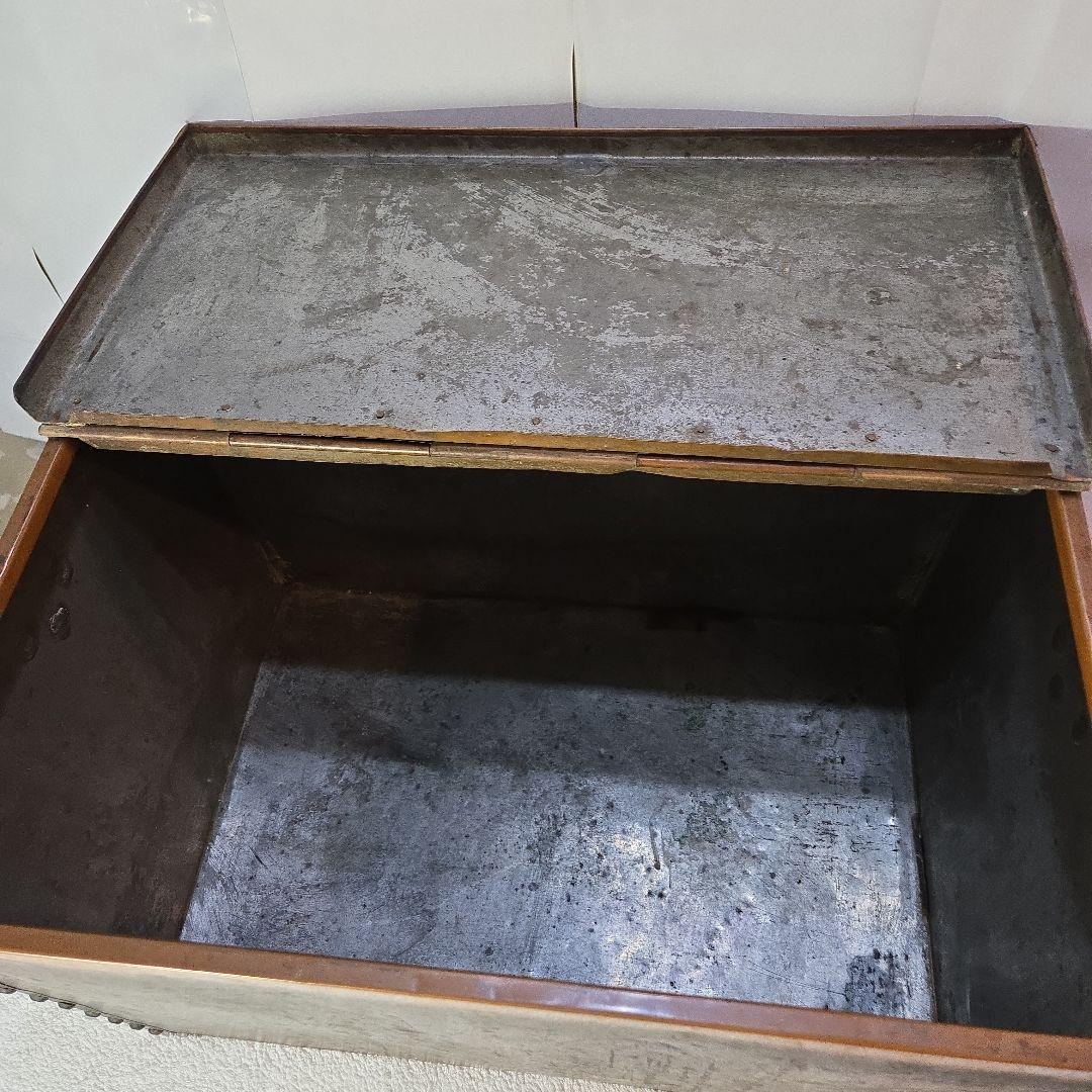 ブラスさん専用です　銅製箱　古民具　銭函　銭箱　千両箱　銅製金具　ボテ箱