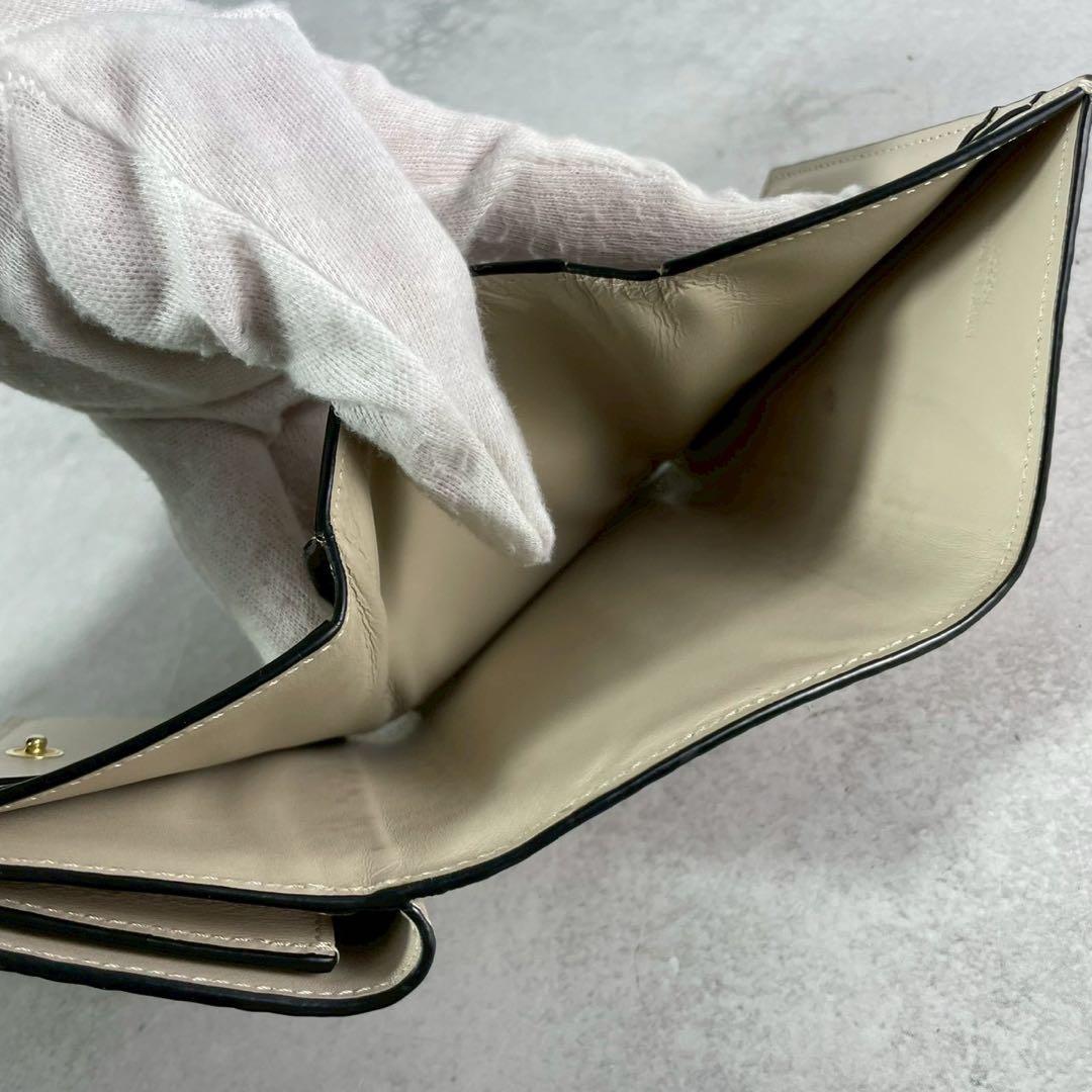 【美品】ロエベ 三つ折り 財布 リピートアナグラム 総柄 ハニーベージュ レザー