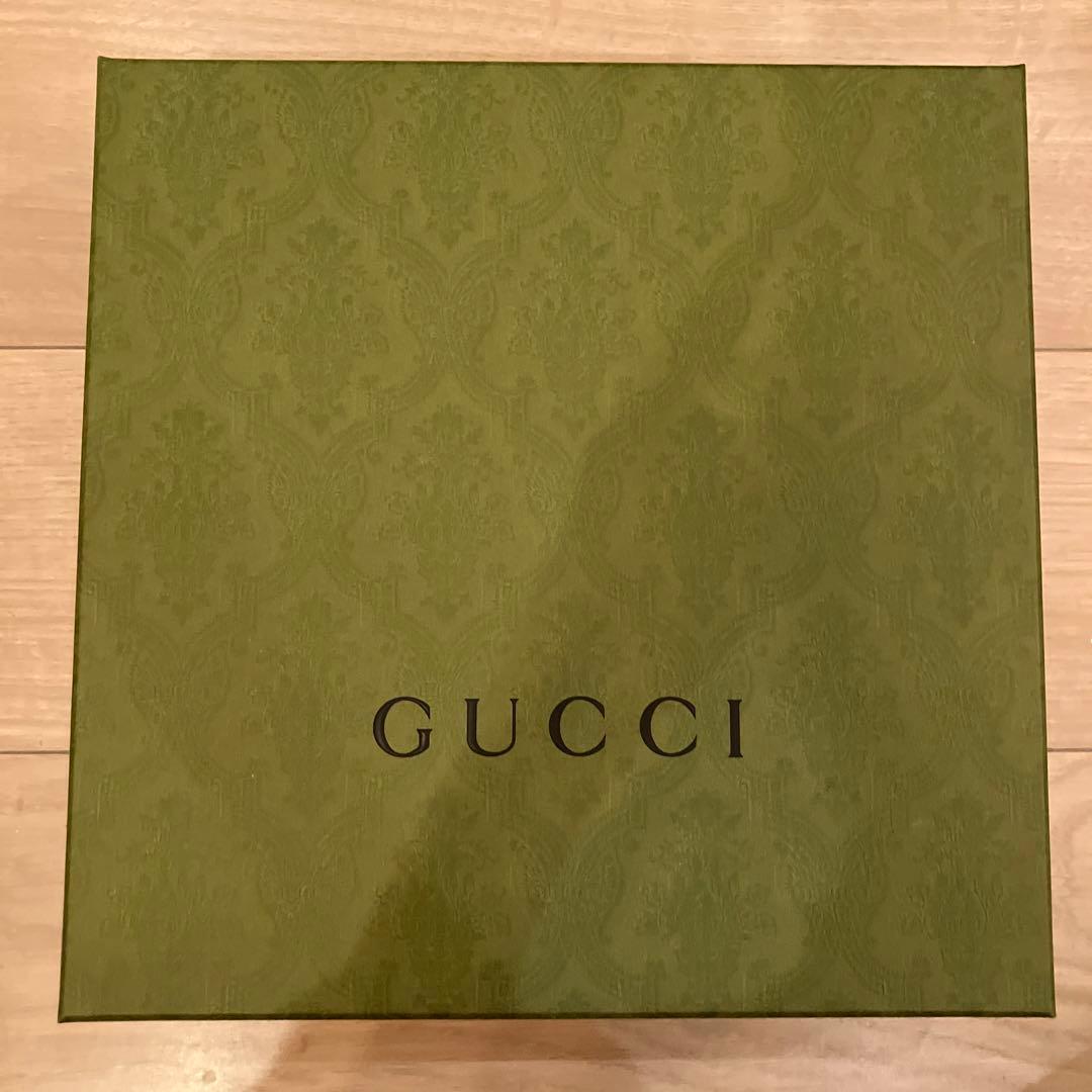 ！値下げしました！　グッチ　２枚組　プレート