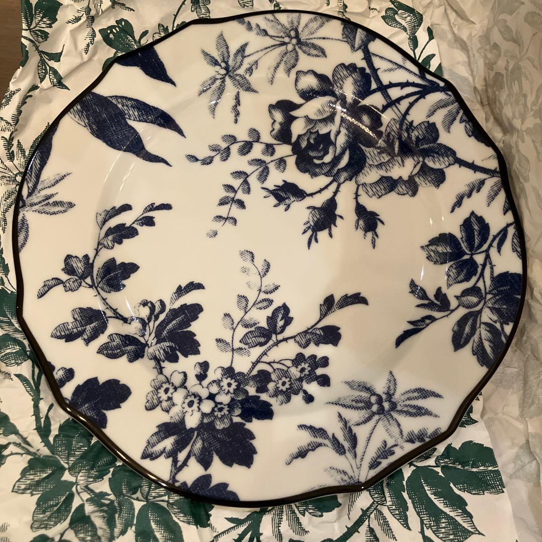 ！値下げしました！　グッチ　２枚組　プレート