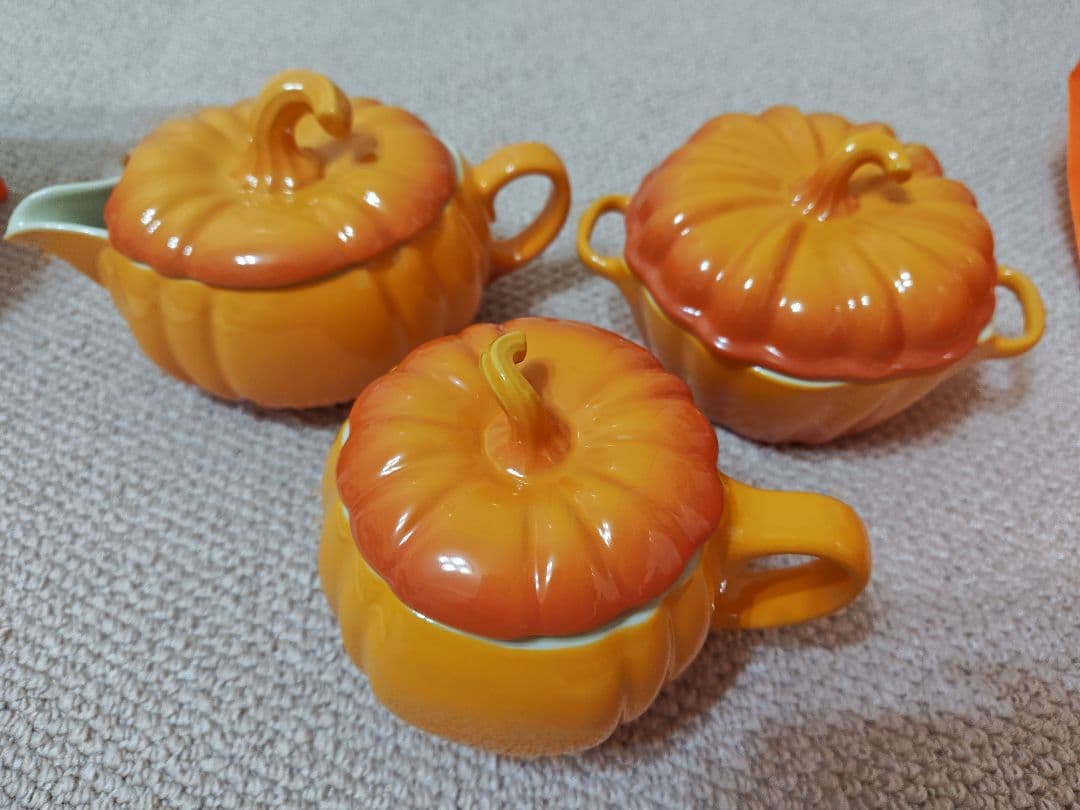 LE CREUSET パンプキンデザイン ポット 3個セット