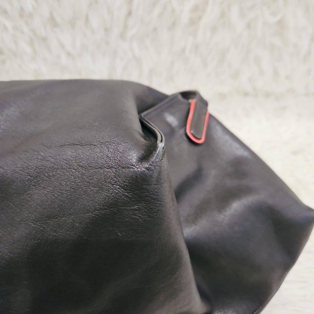 美品 Kawa kawa カワカワ レザーショルダー バッグ シルバーリング金具