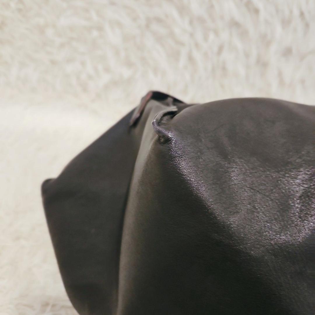 美品 Kawa kawa カワカワ レザーショルダー バッグ シルバーリング金具