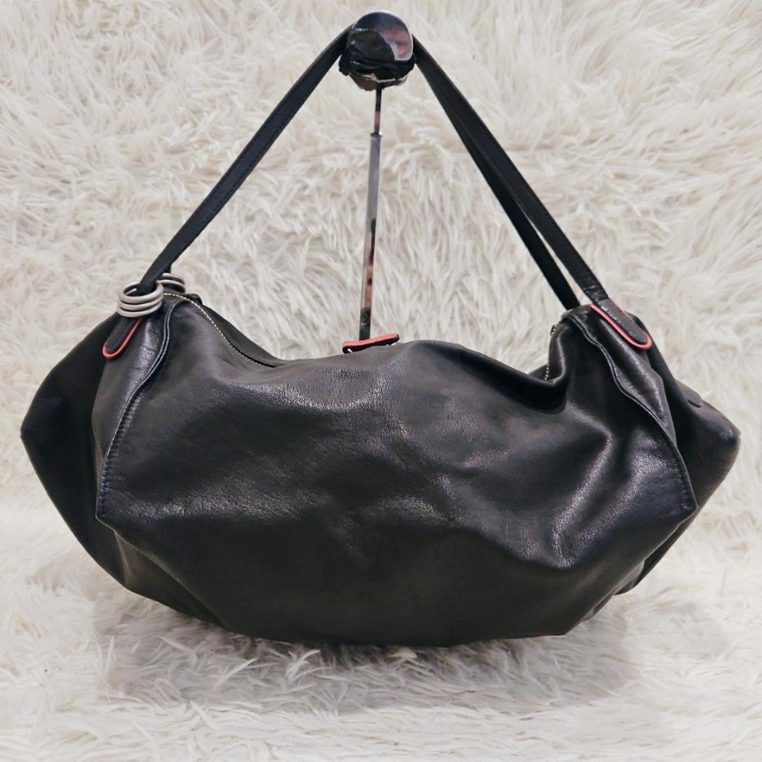 美品 Kawa kawa カワカワ レザーショルダー バッグ シルバーリング金具