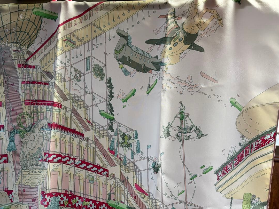 美品　エルメス カレ90 翼のある馬の伝説 スカーフ HERMES クリーム