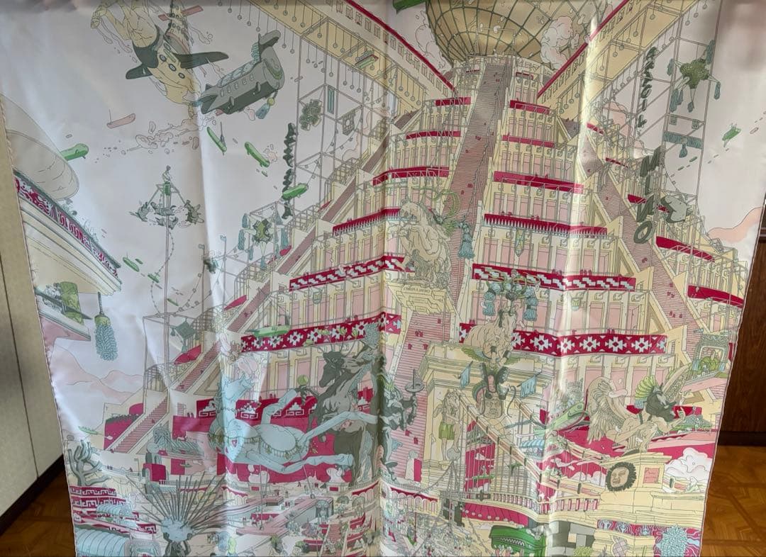 美品　エルメス カレ90 翼のある馬の伝説 スカーフ HERMES クリーム