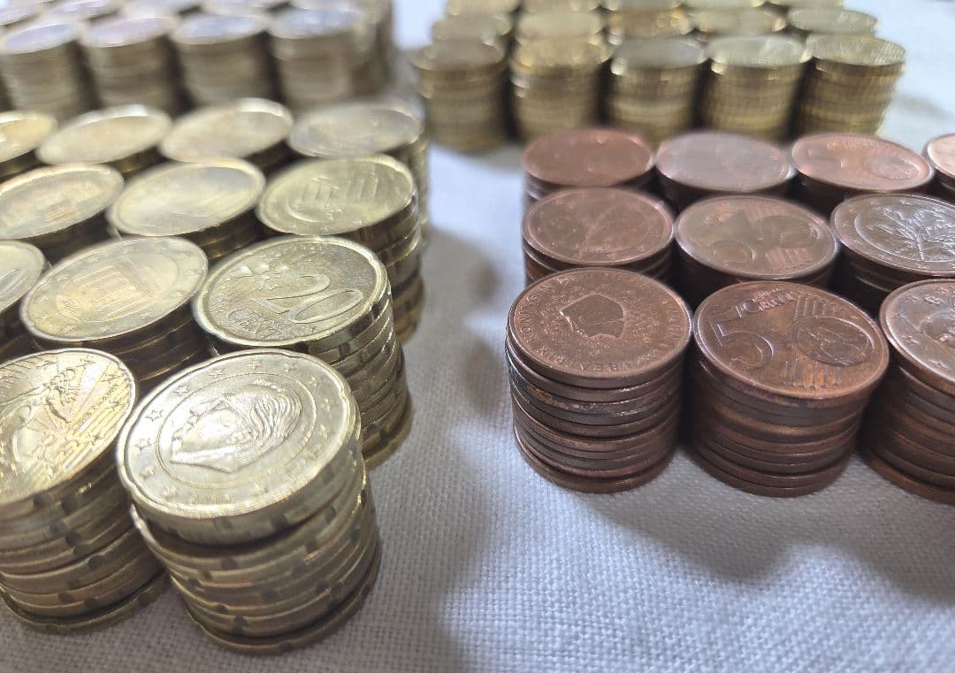 ユーロ　外貨　古銭　外国　　海外　為替　ドル　ポンド　旧硬貨　貨幣　マルク