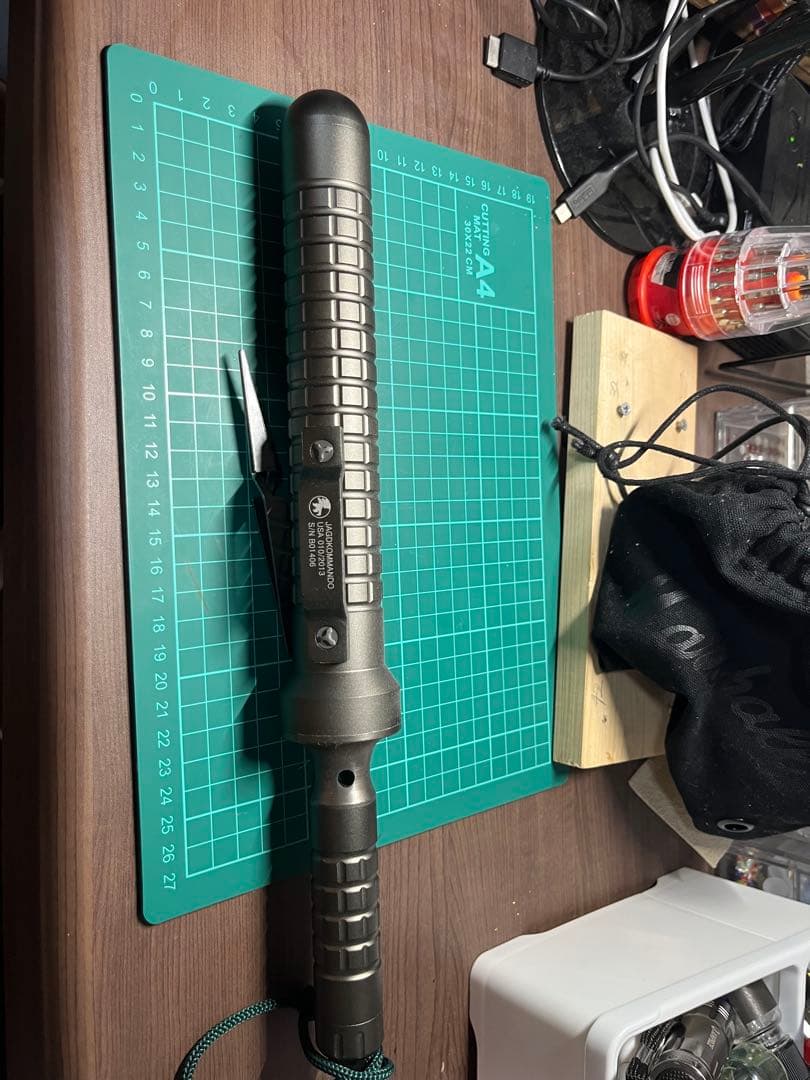 や*し様 s*e様 JAGDKOMMAND USA ツイストバトンナイフ　サバイ