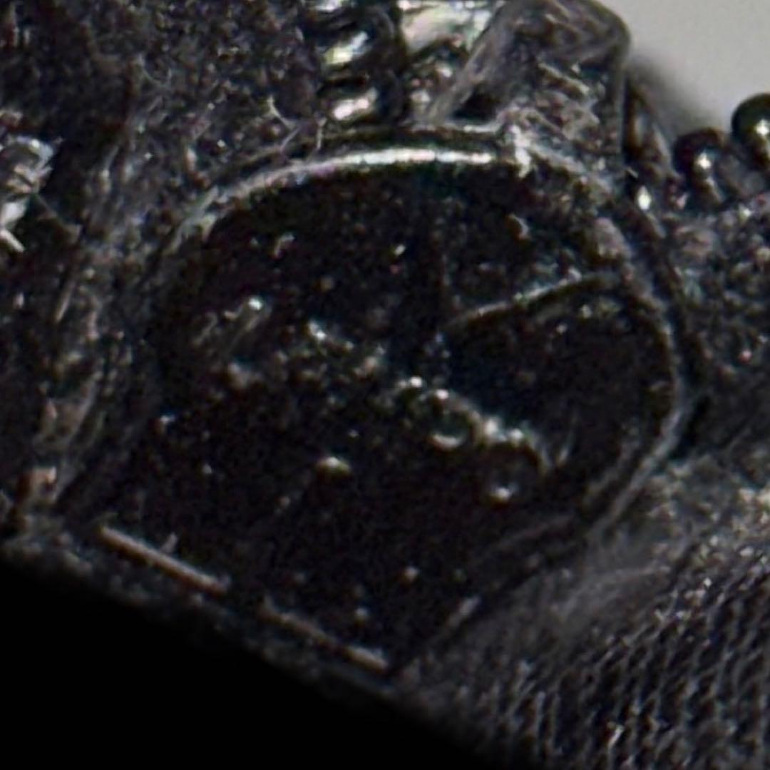 PRADA プラダ　折り財布　ナイロン　ラウンドファスナー　三角ロゴ　ブラック