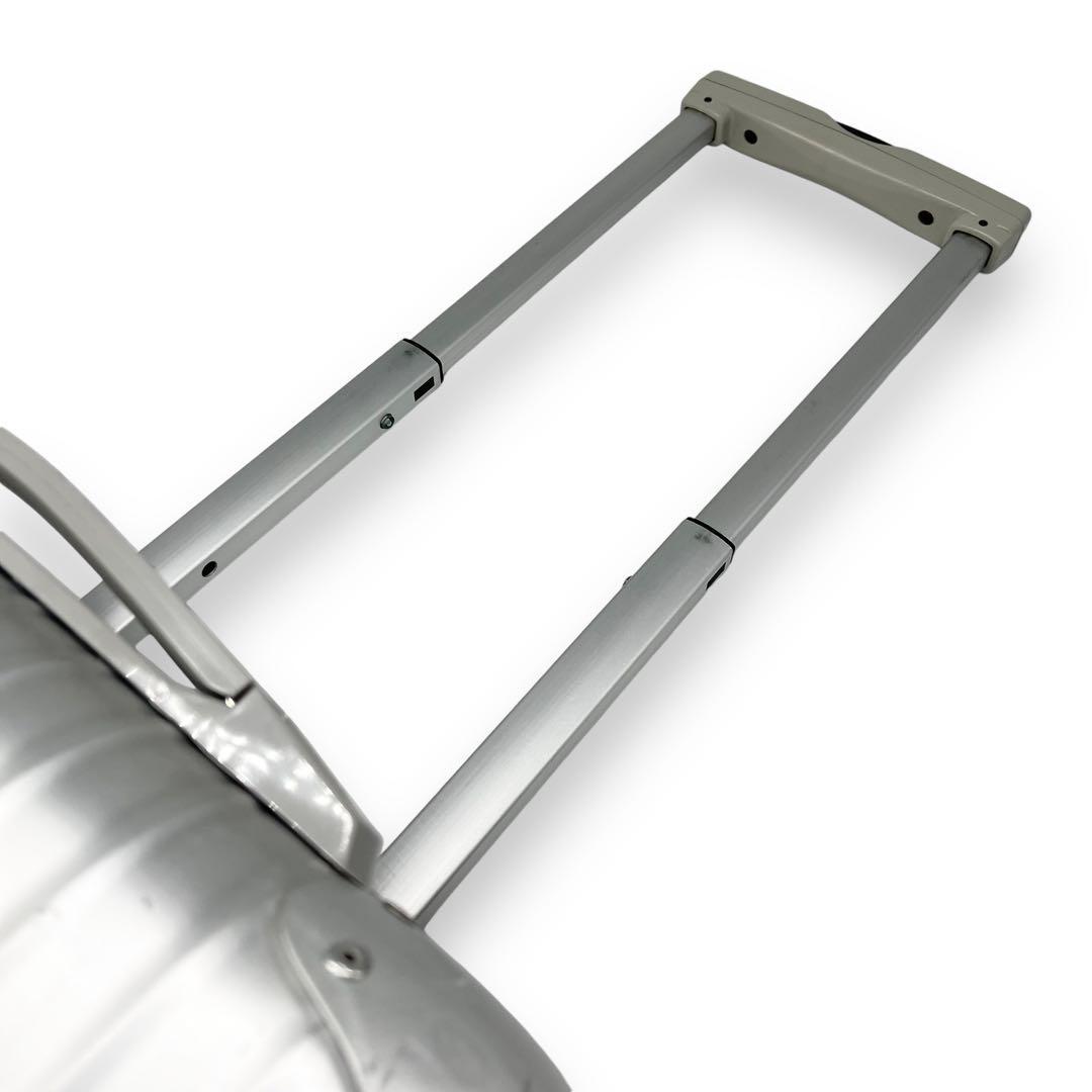 リモワ 919.52『Lufthansa』 廃盤2輪 キャビン・トロリー 35L