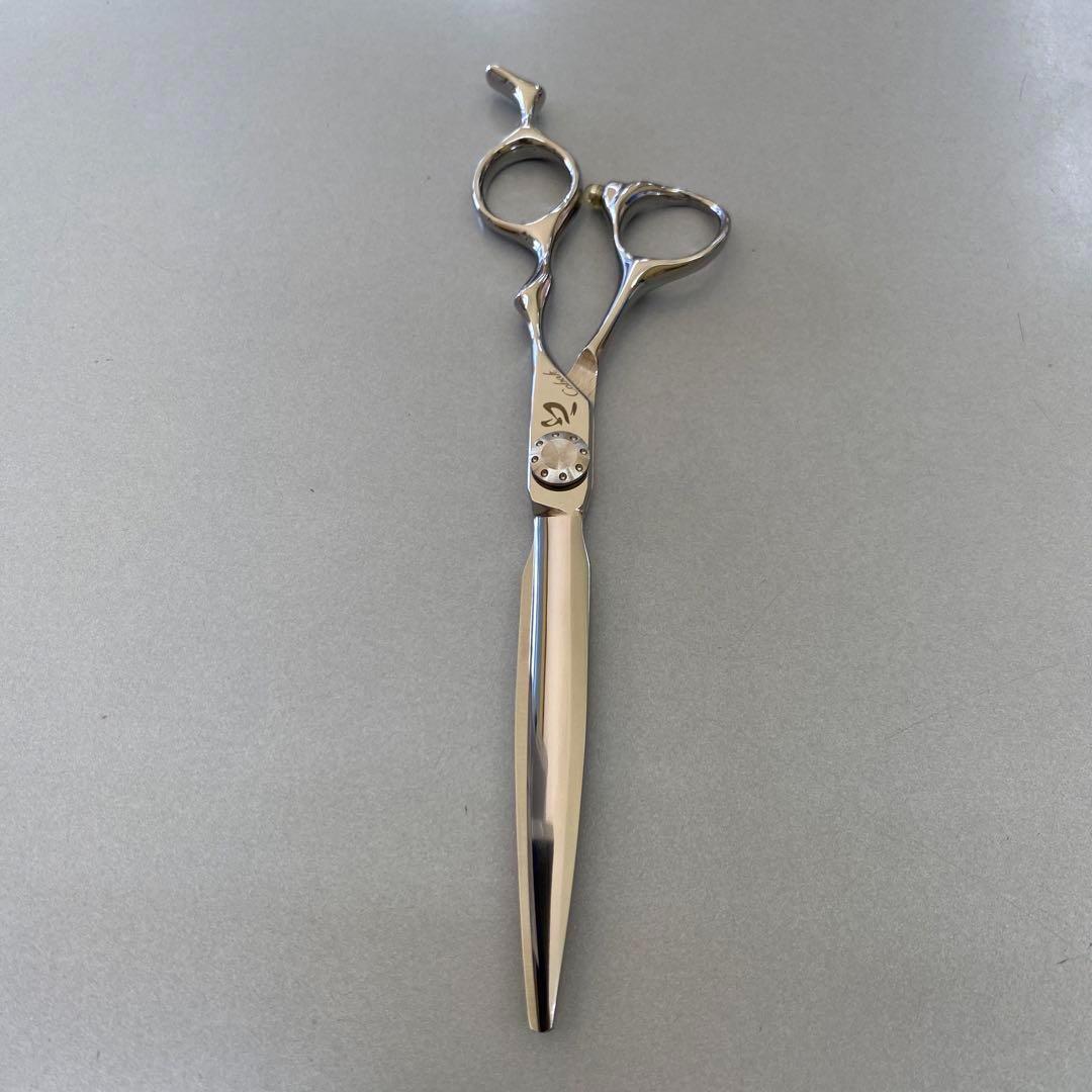 6,8インチシザー 新品 切れ味抜群 ベアリングネジ開閉スムーズさくさく切れます