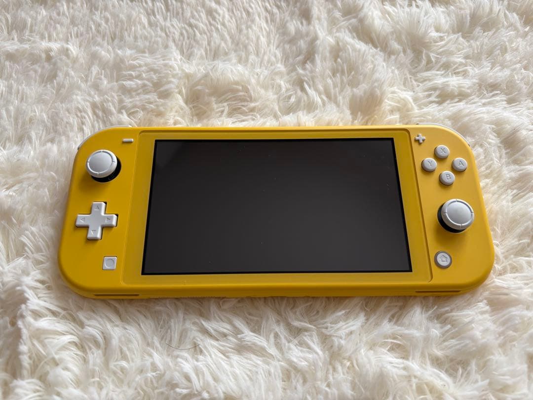 【ほぼ未使用品】任天堂Switch Lite 本体 イエロー