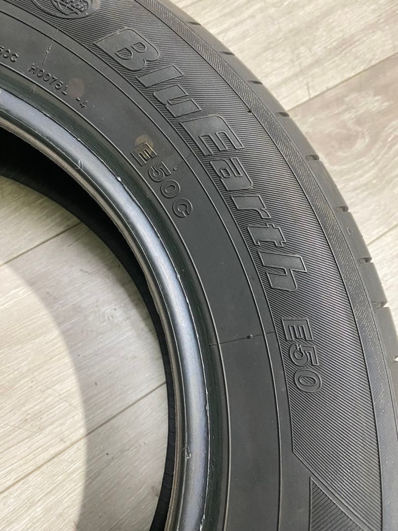 185/65R15 YOKOHAMA BluEarth E50 24年
