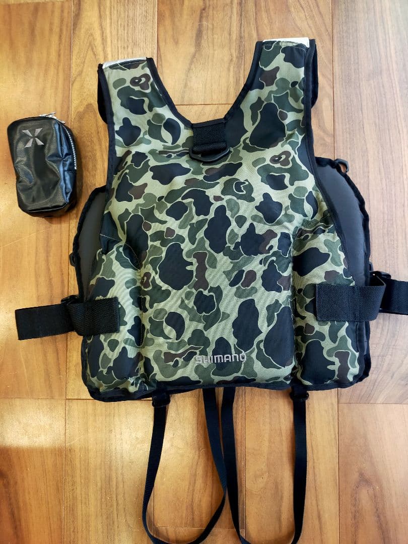 シマノ　フィッシングベスト　ライフジャケット