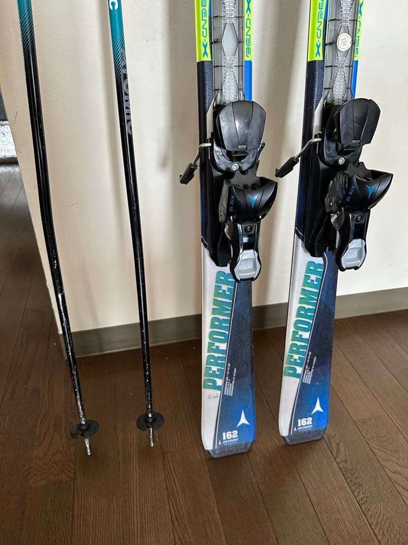 Atomic Performer スキーとポールセット　即購入可　送料込