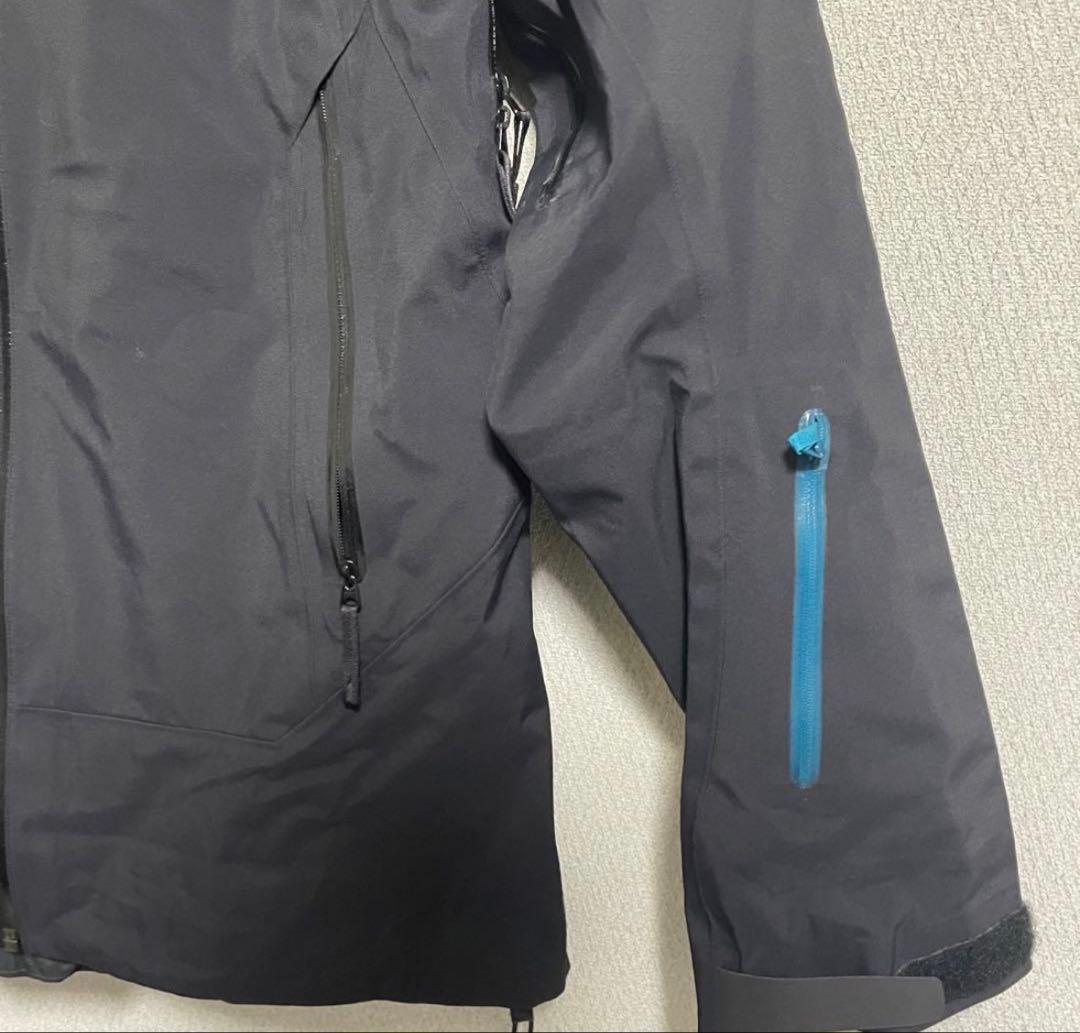 アークテリクスSABRE JACKET ゴアテックス