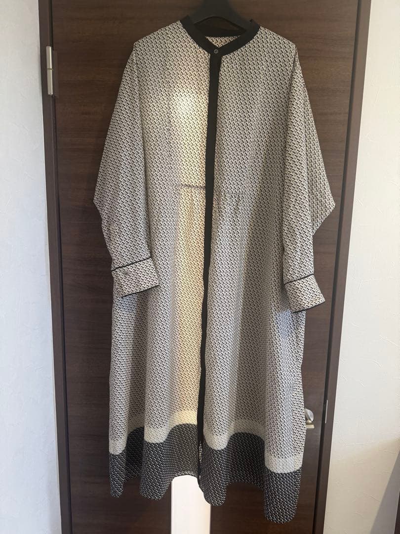 極美品 23区 【洗える】ジオメトリックパネルプリント ワンピース 3XL