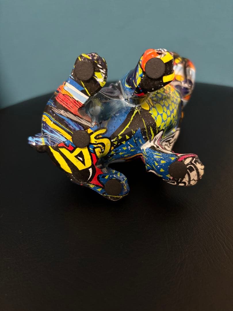☆新品☆ 1点物 犬の置物 グラフィティアート ストリートアート