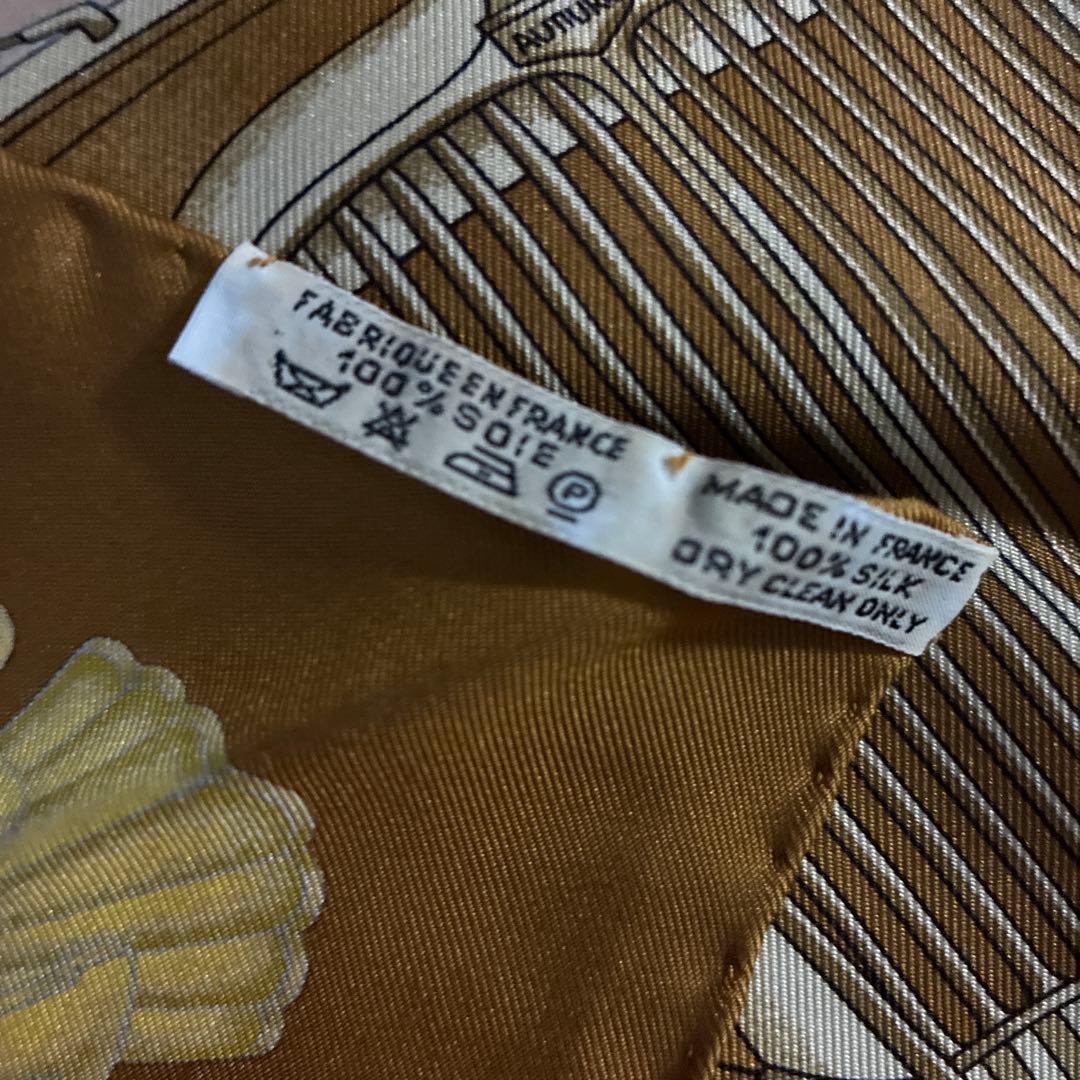 エルメス　クラシックカー柄 シルクスカーフ 90cm