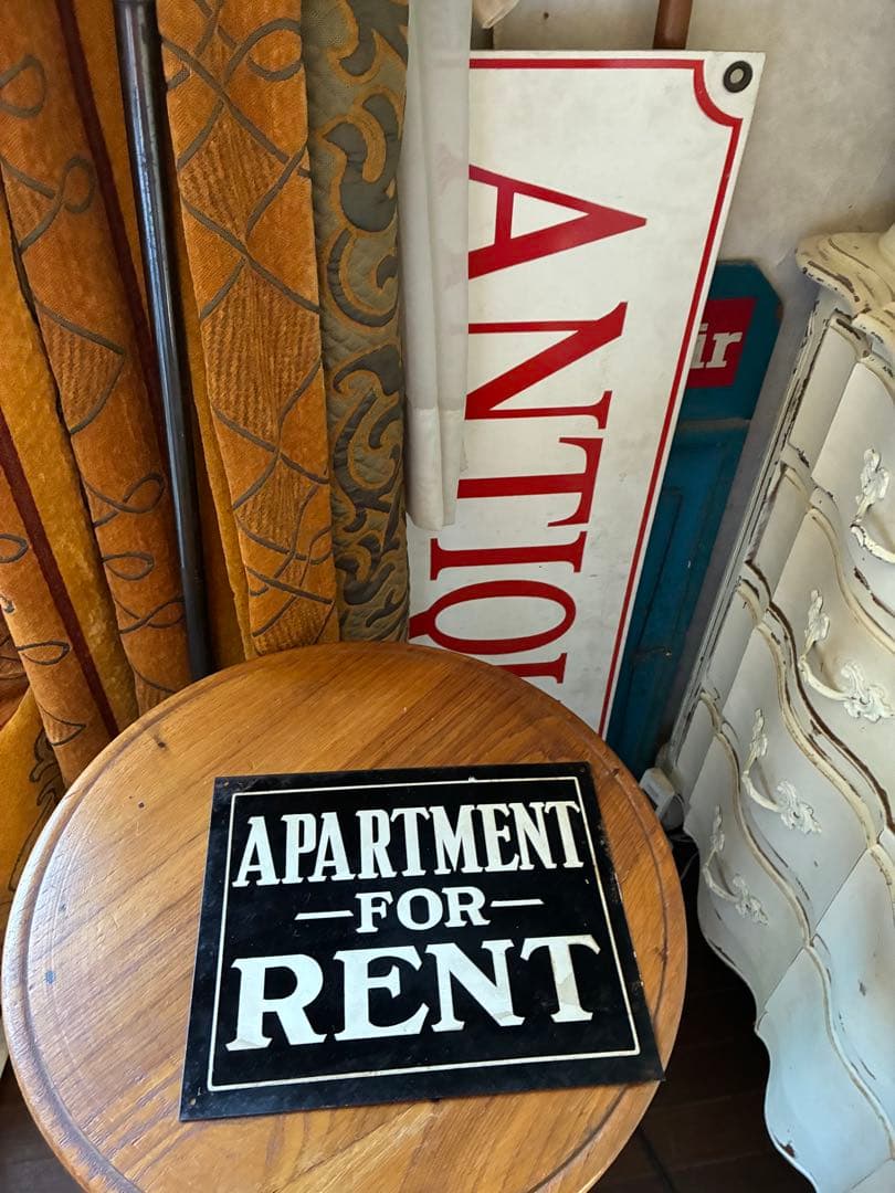 アンティーク　メタル　サイン　プレート　標識　看板　APARTMENT アメリカ