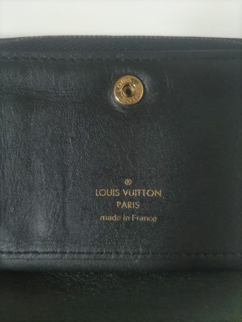 し*こ様 ルイヴィトン ニューウェーブ ジプト ファスナー 折り財布 ブラック