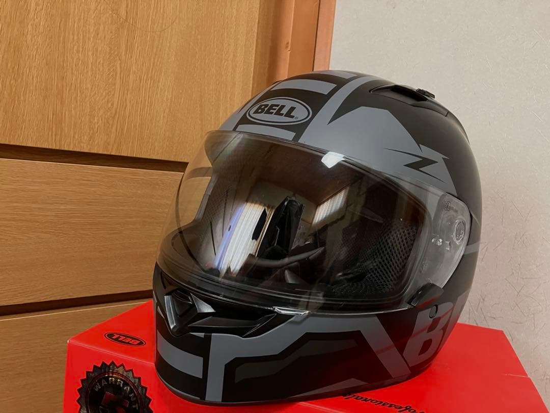 期間限定値下げ❗️BELL ヘルメット