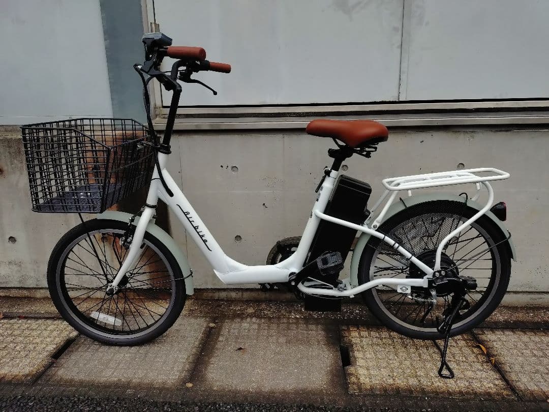 電動アシスト自転車 ホワイト 6段変速シマノ搭載 ⚠置き場所の都合近々取り下げ…