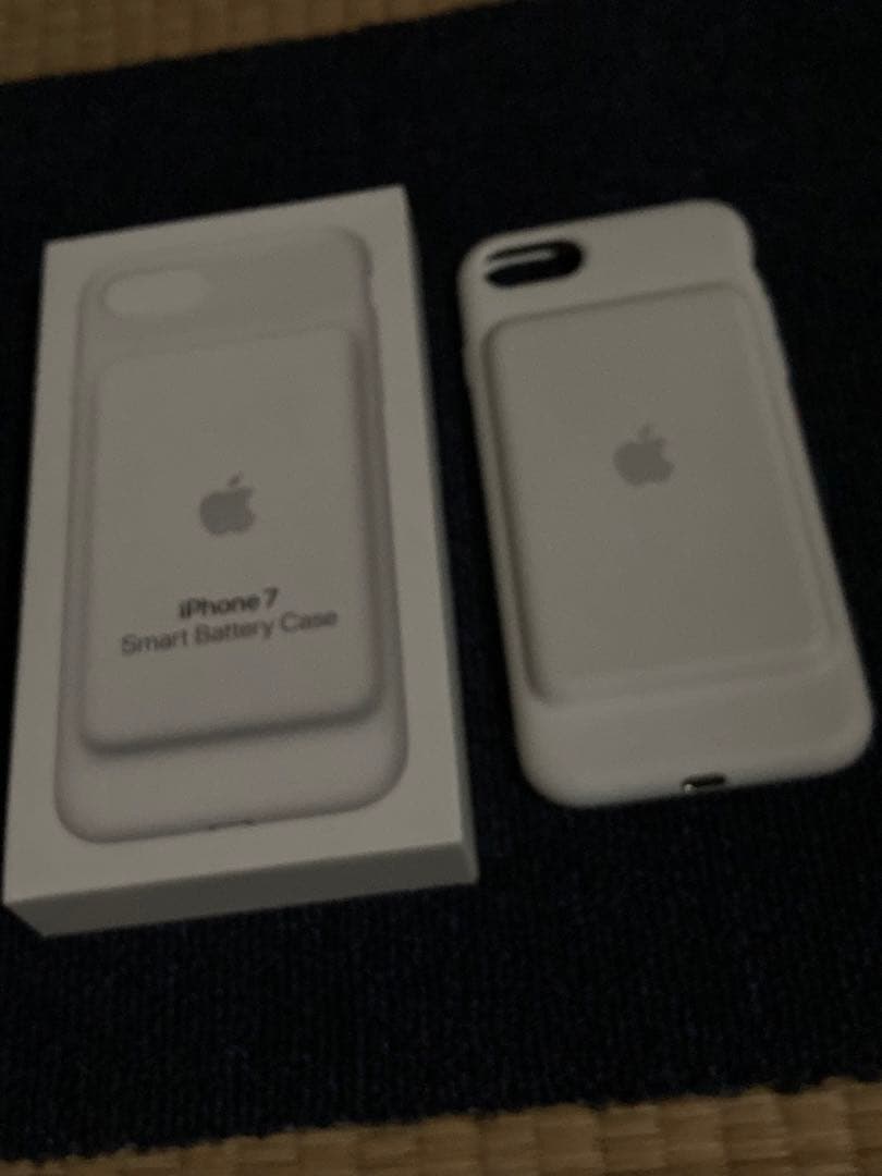 Apple iPhone用バッテリーケース iPhoneSE等 純正品