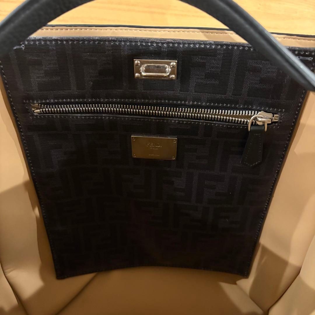 【FENDI】フェンディ ピーカブー エックスライト フィット 7VA447