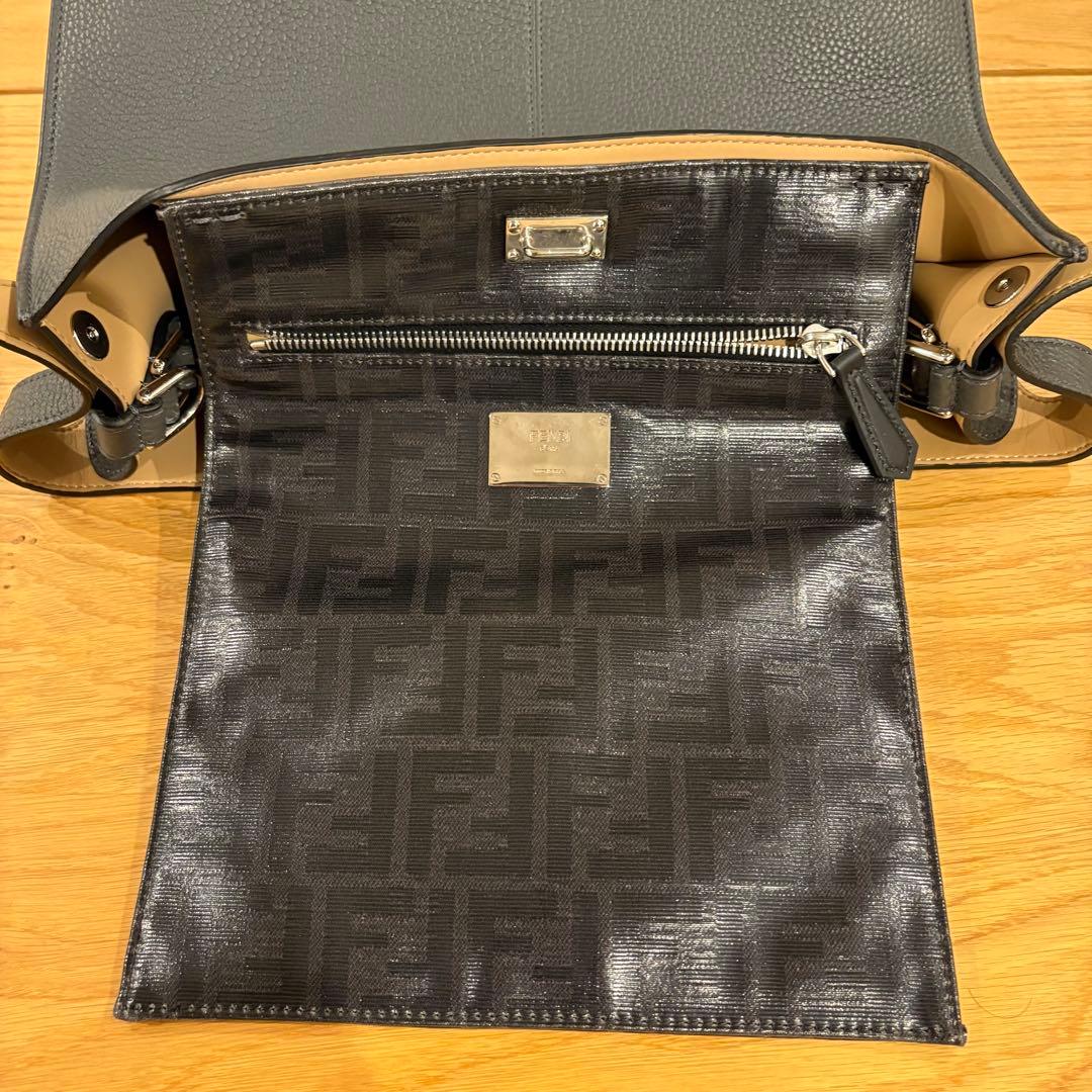 【FENDI】フェンディ ピーカブー エックスライト フィット 7VA447