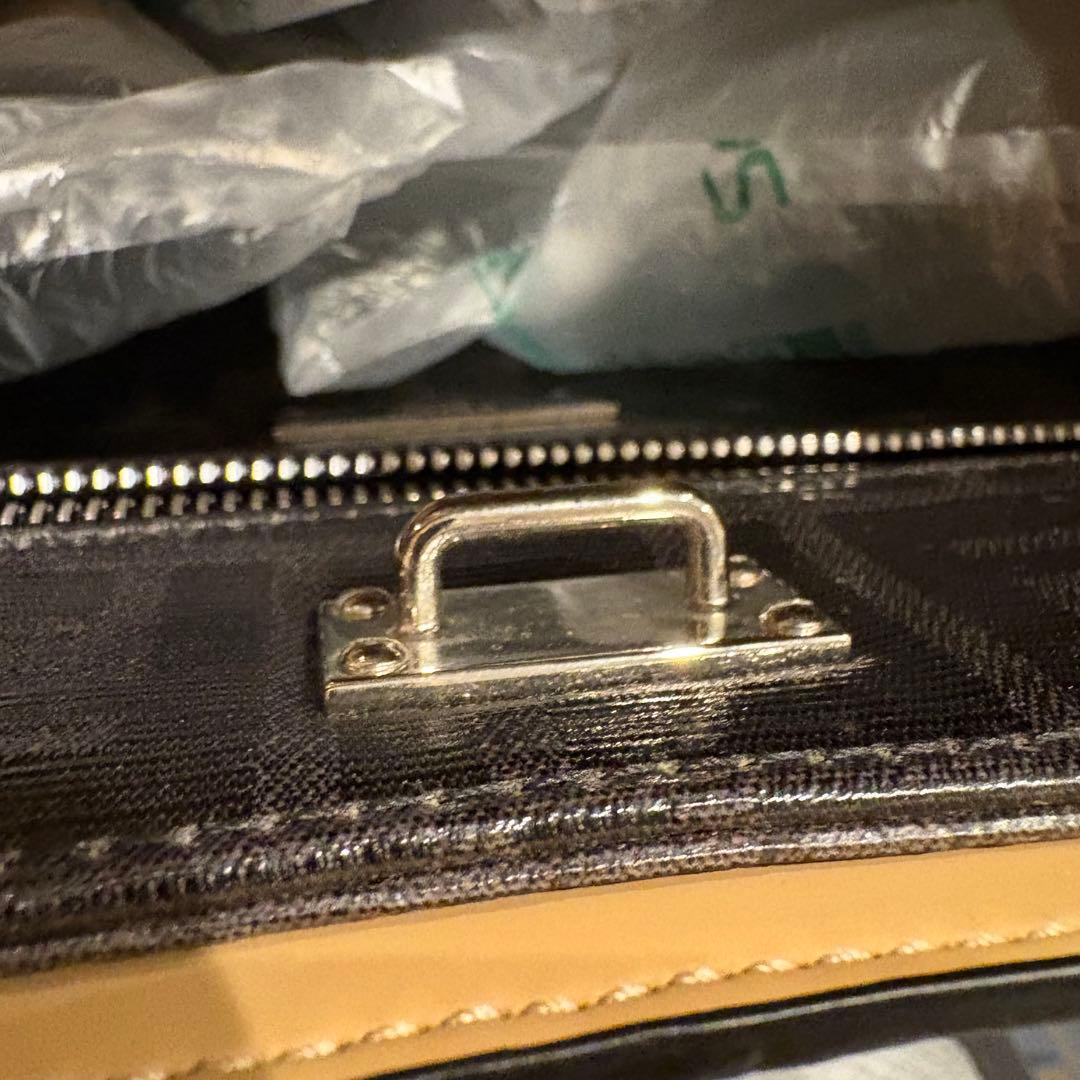 【FENDI】フェンディ ピーカブー エックスライト フィット 7VA447