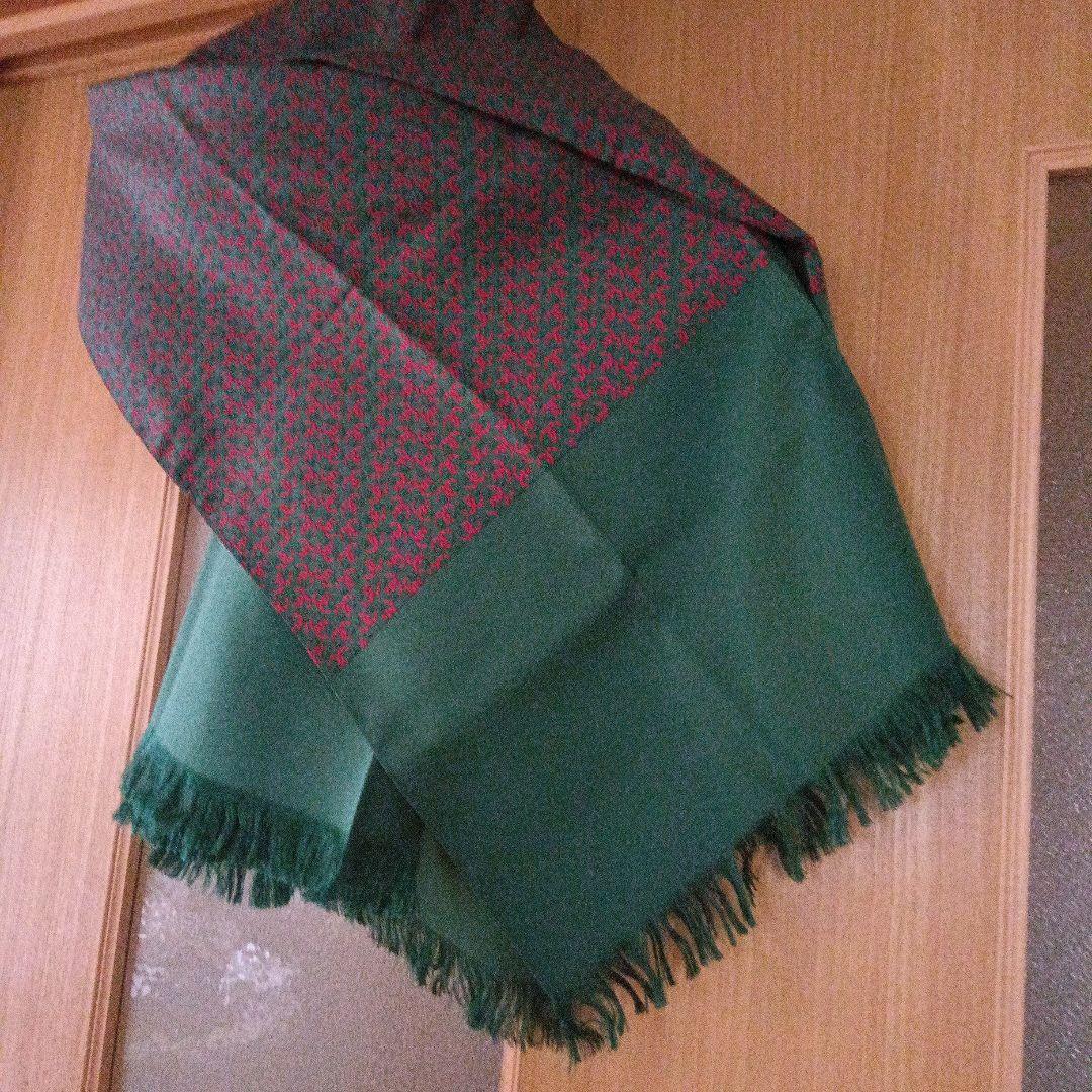 HERMES シルクスカーフ　ストールフリンジ付き赤グリーン