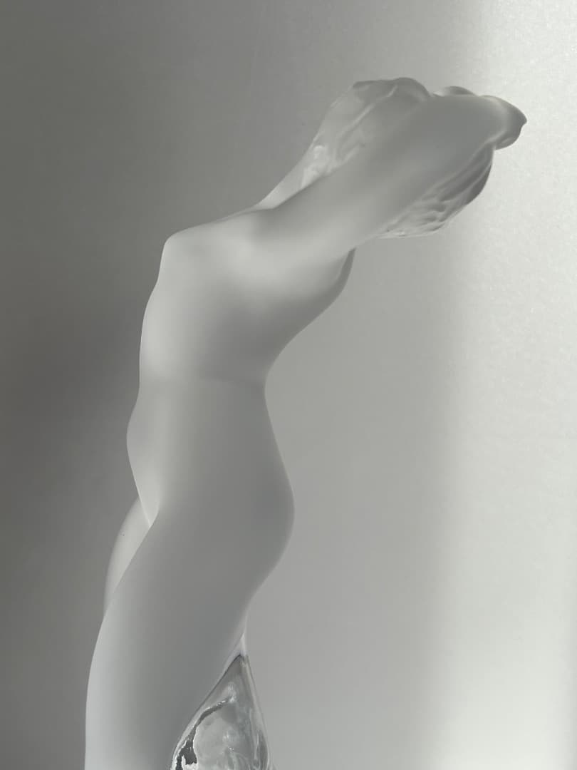 ラリック　裸婦像