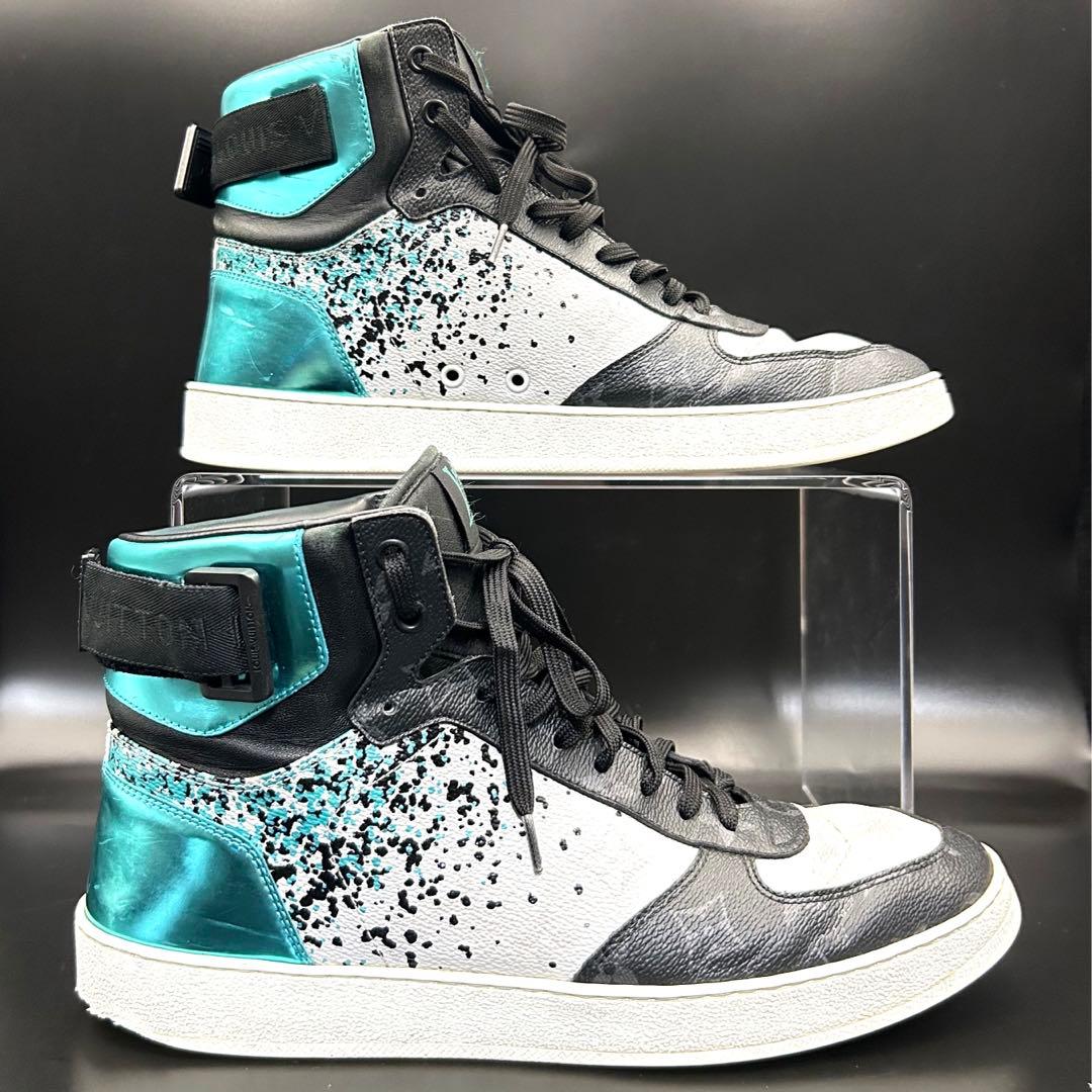 ルイヴィトン リヴォリライン スニーカー モノグラム メンズ レザー 白