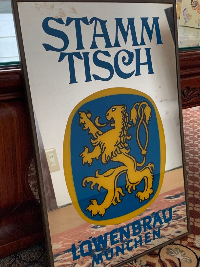 レーベンブロイ　パブミラー