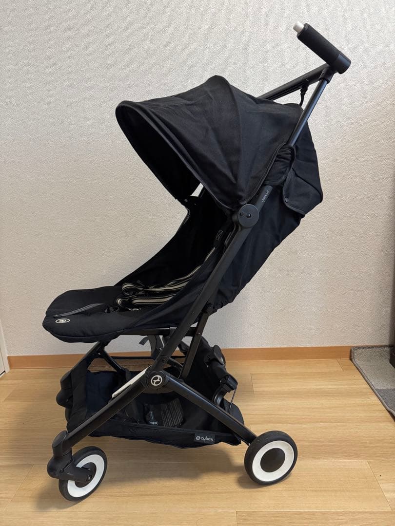 サイベックス　ブラック バギー レインカバー付き