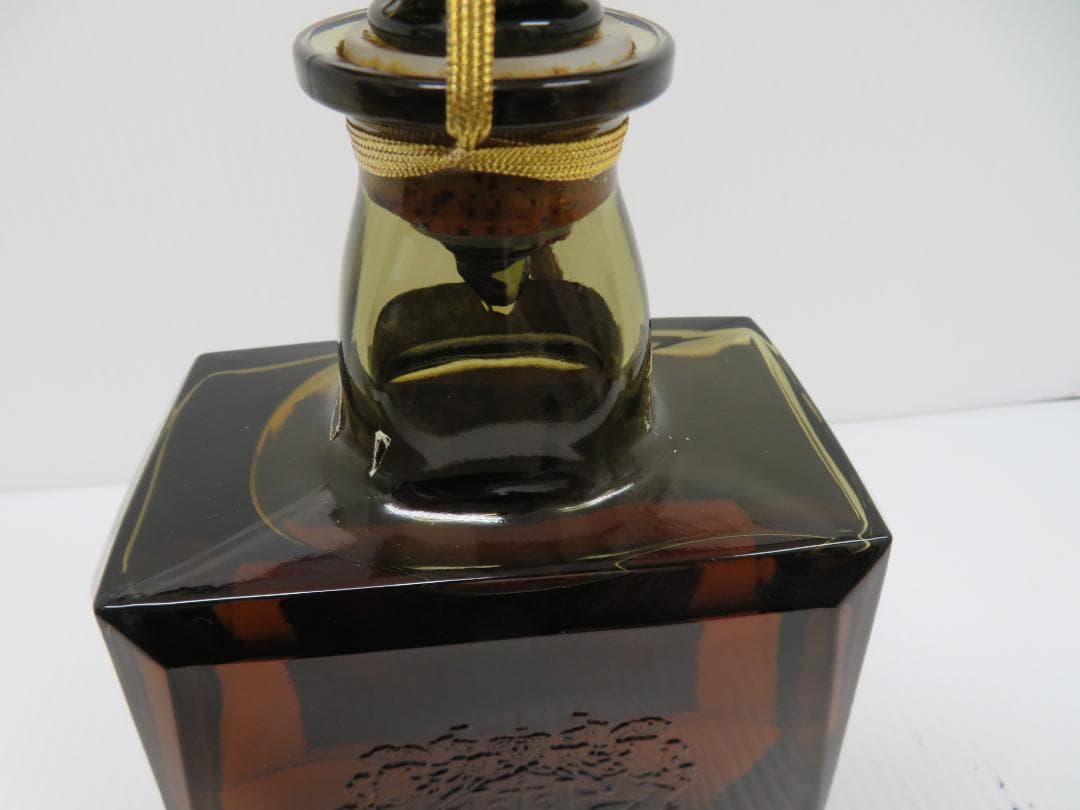 古酒　希少　サントリーローヤル　’60ラベル　向い獅子　下付き　未開栓　　040