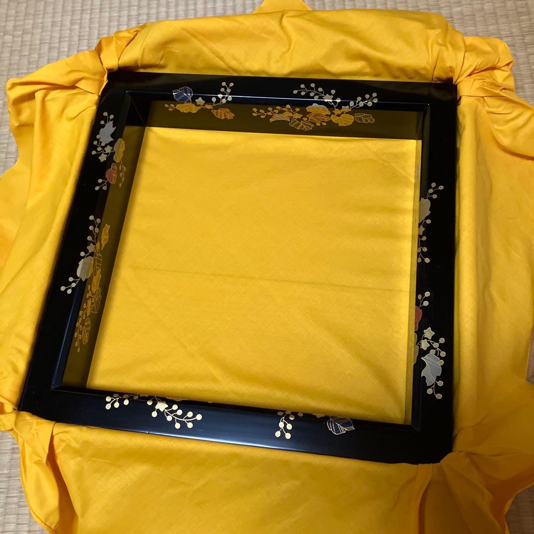 茶道具「踊桐蒔絵炉縁（おどりぎりまきえろぶち）」　塗師「平安浄白造」