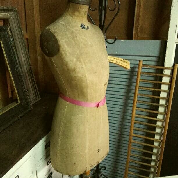 超レア◆重厚な存在感×独特の雰囲気感漂う1点物◆アメリカ製アンティークトルソー◆