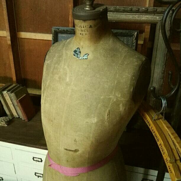 超レア◆重厚な存在感×独特の雰囲気感漂う1点物◆アメリカ製アンティークトルソー◆