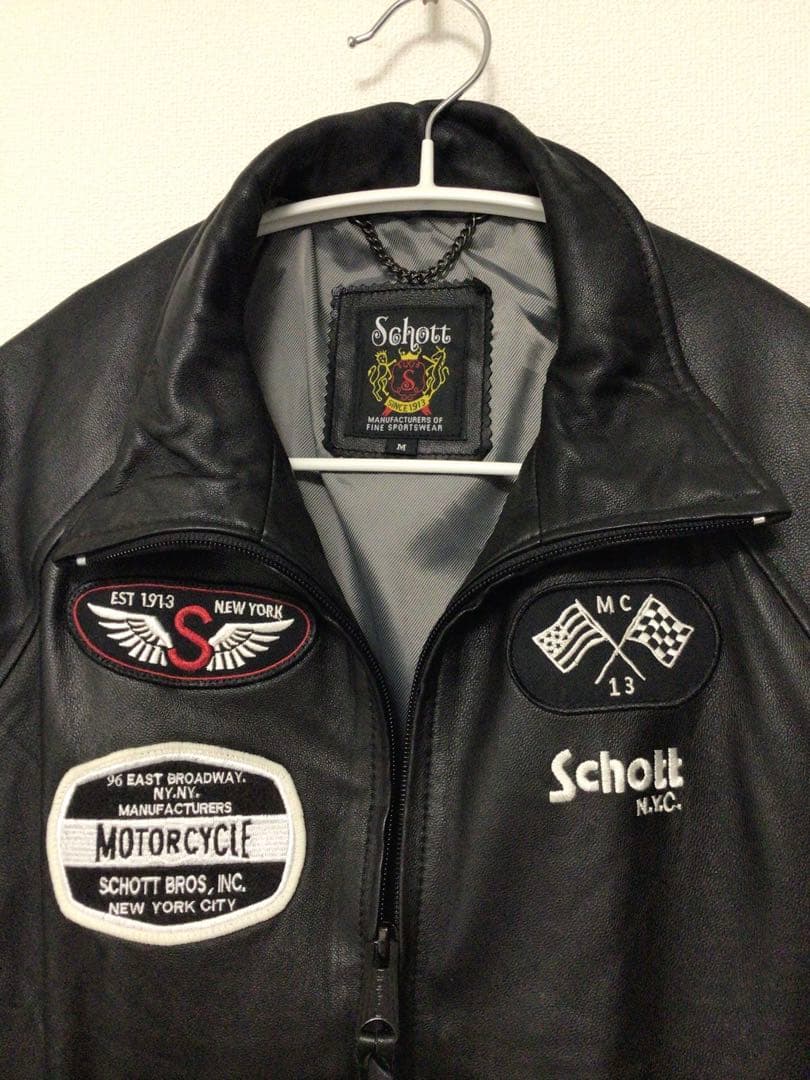 （新規限定出品）schott（ショット）羊革　レザー トラックジャケット　黒　M