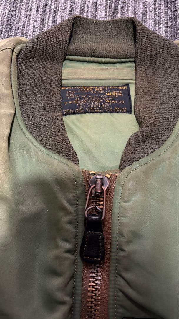 BUZZ RICKSON MA-1 初期1st M品番 M11128 オリーブ