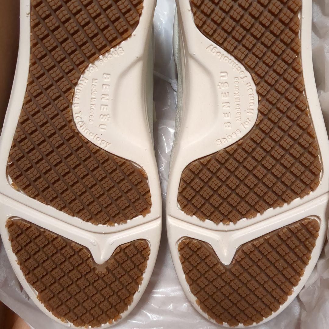 BENESU アーチ復元　白革スニーカー 23.5　ベネシュ