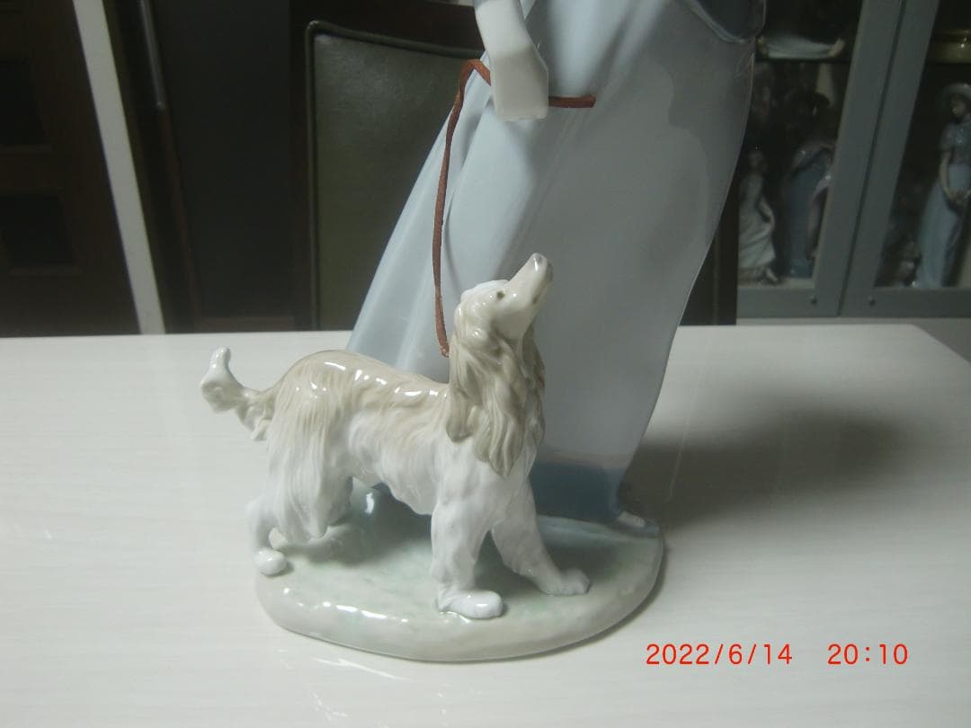 りぼん　LLADRO　リヤドロ　絶版　ショールの貴婦人　4914　Ｌ156