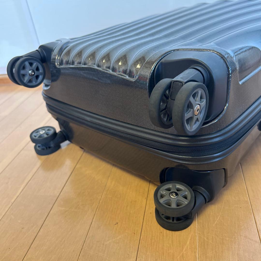 定価7万円級 サムソナイト 機内持込 USB充電拡張キャリーオン対応 上位モデル